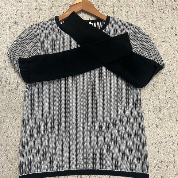 Derek Lam size M herringbone knit cotton sweater GUC Black and White - Picture 14 of 14